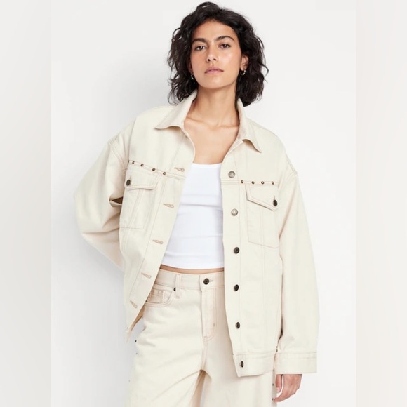 Old Navy Jackets & Blazers - NWT oversized studded cream denim trucker
Jacket - large
